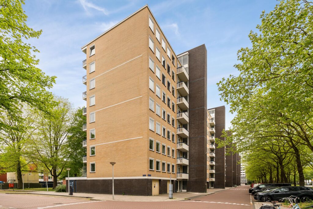 Studio te koop: Van Nijenrodeweg 102, Amsterdam