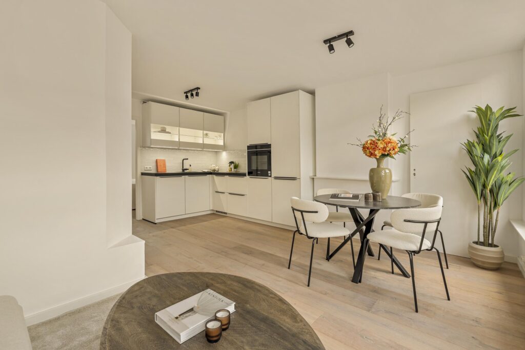 Studio te koop: Quellijnstraat 148-3, Amsterdam