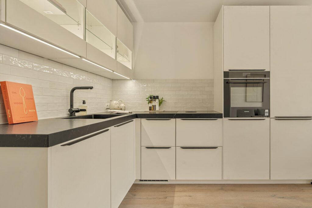 Studio te koop: Quellijnstraat 148-3, Amsterdam