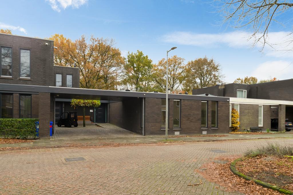 Tussenwoning te huur: Cannenburg 17, Amsterdam